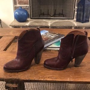 Burgundy Frye booties 4” heel